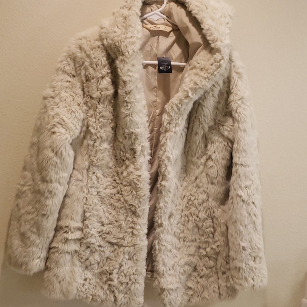 Faux fur coat NWT